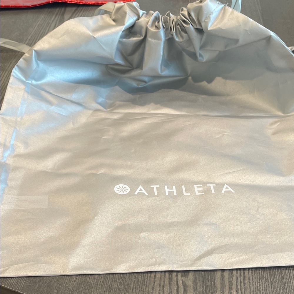 Athleta Metallic Silver Drawstring Pouch - Picture 3 of 3